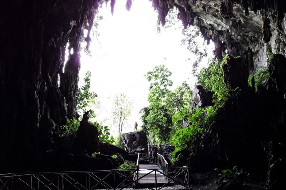 Lugar Cueva de las Lechuzas