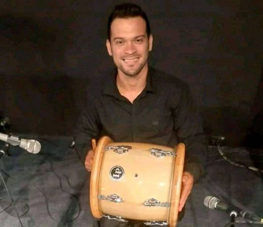 "El Apambichao" Merengue dominicano *Congas'