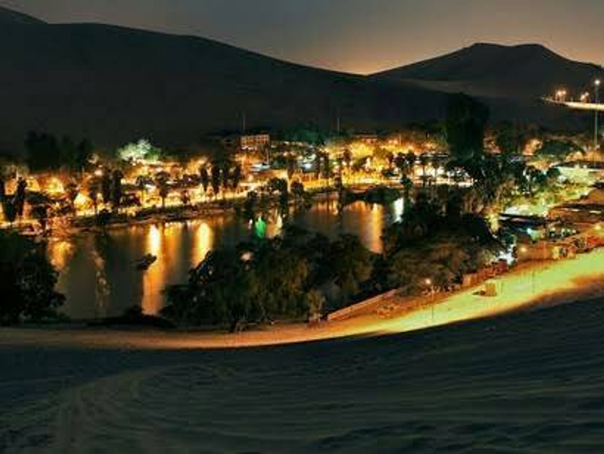 Place Huacachina Ica