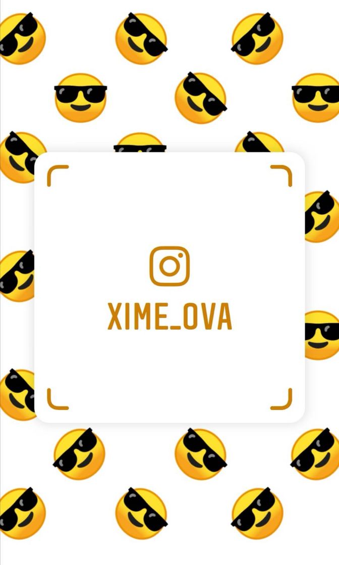 Moda Ximena Ova perfil de Insta para dar a conocer el Trading. 