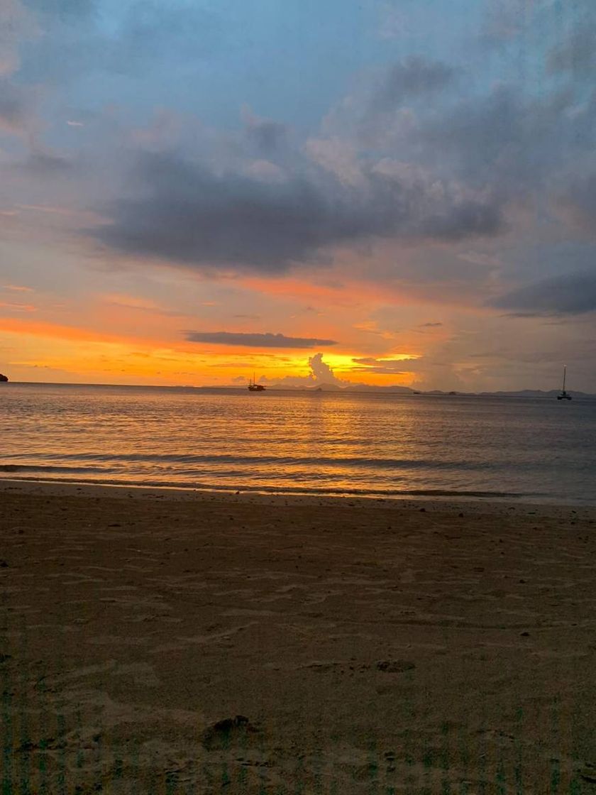 Lugar Railay Beach