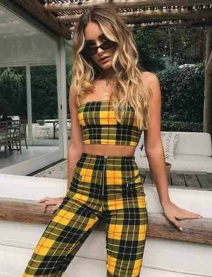 Moda Muito lindo esse conjuntinho xadrez amarelo.