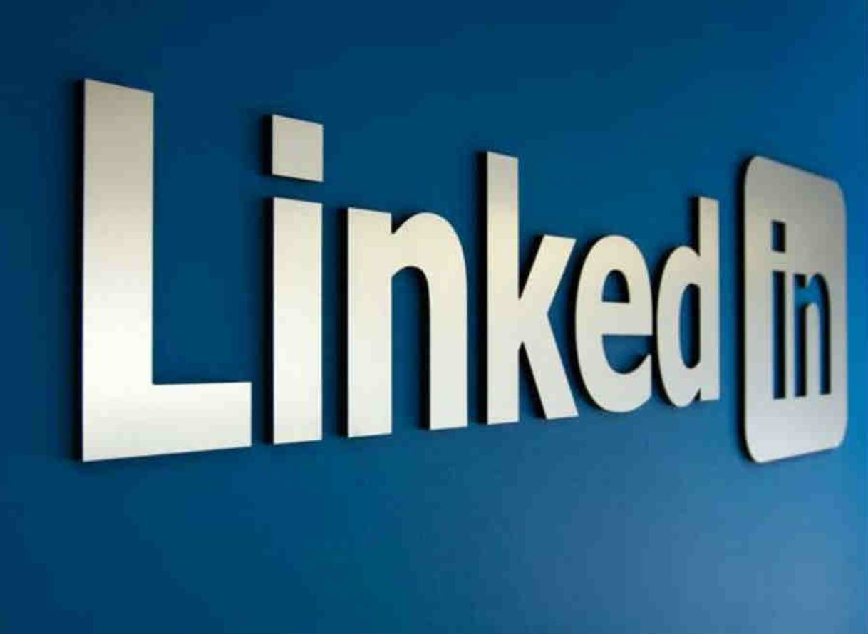 Moda LinkedIn anuncia el despido de casi mil empleados