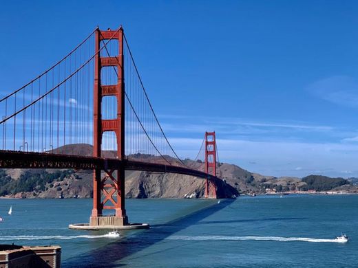 Golden Gate Bridge