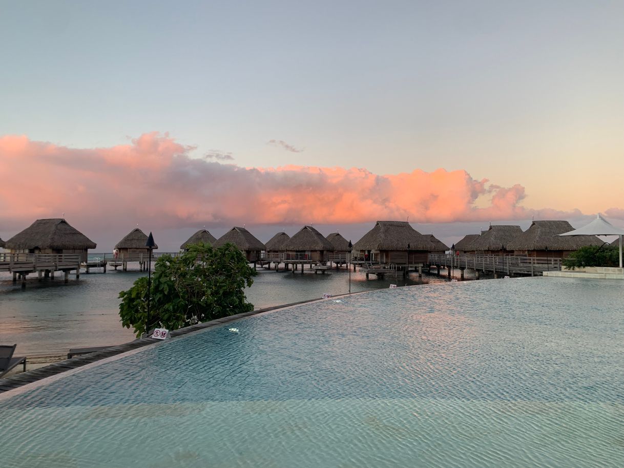 Lugares Moorea Pearl Resort & Spa