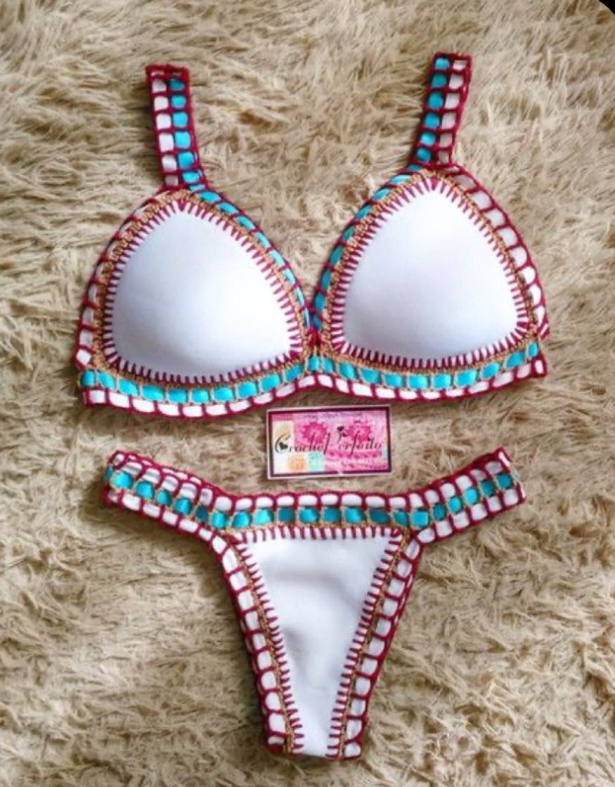 Moda Hermoso bikini en crochet 