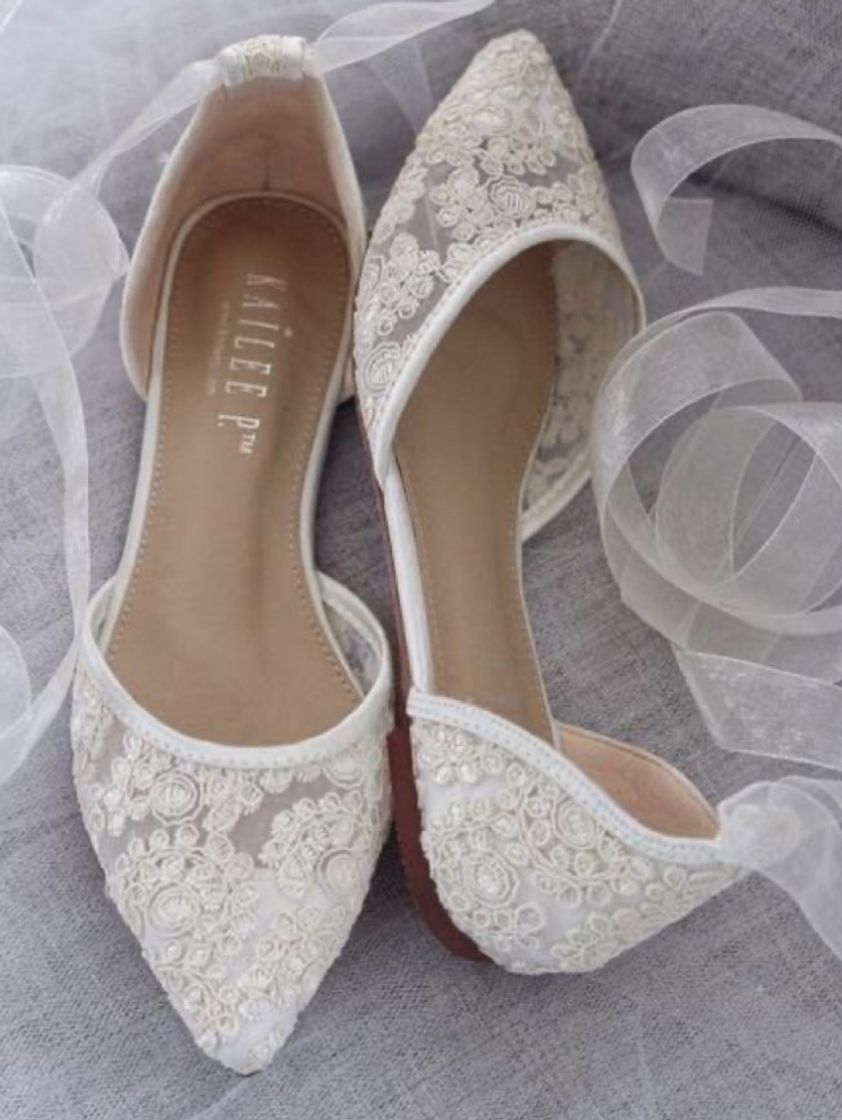 Moda Ivory crochet lace