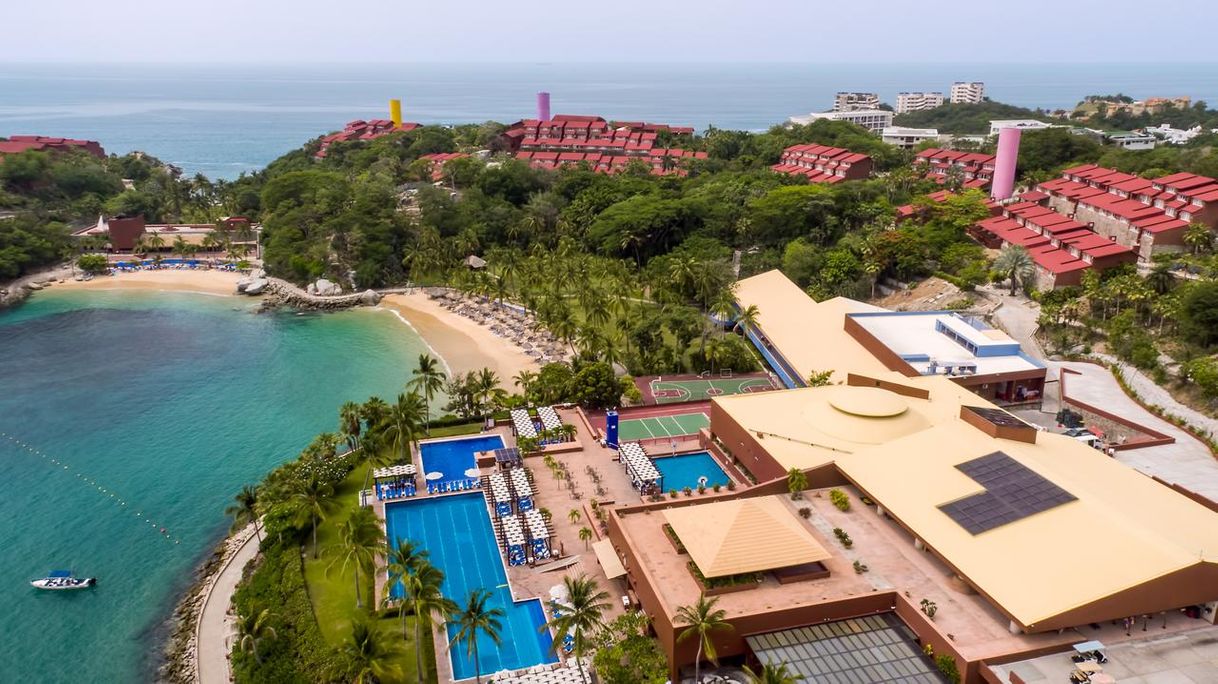 Lugar Hotel Las Brisas Huatulco