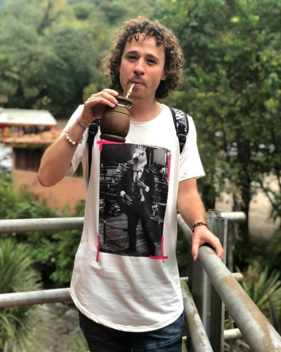 Moda Luisito comunica