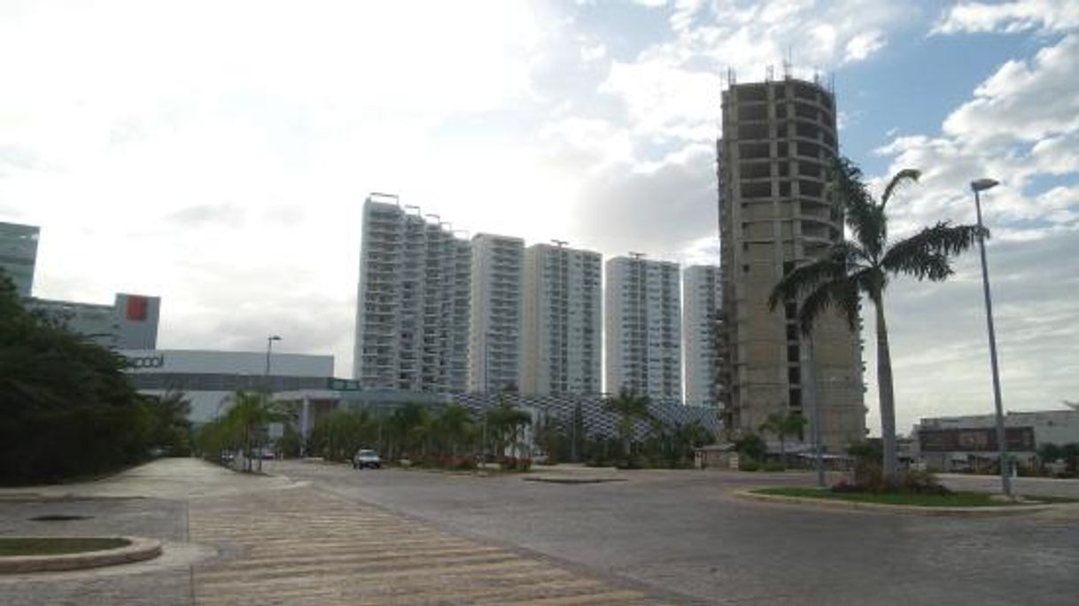 Place Malecón Cancún