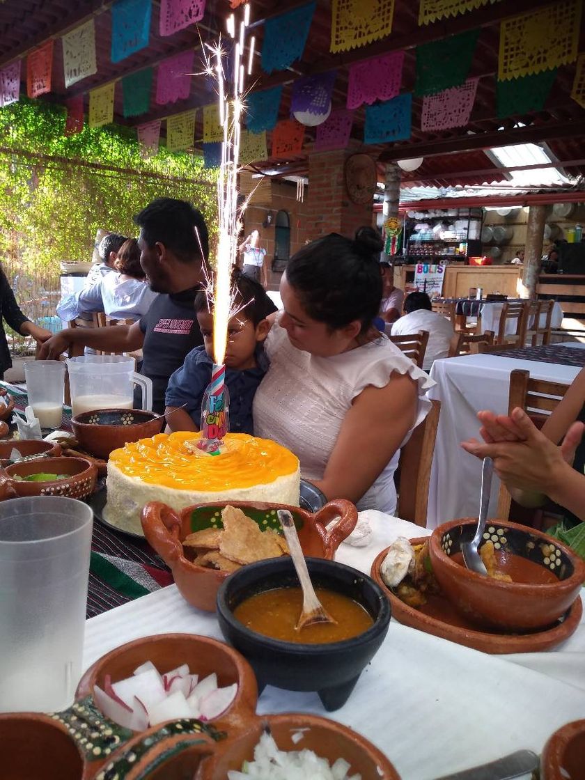 Restaurants Pozole Lupilla