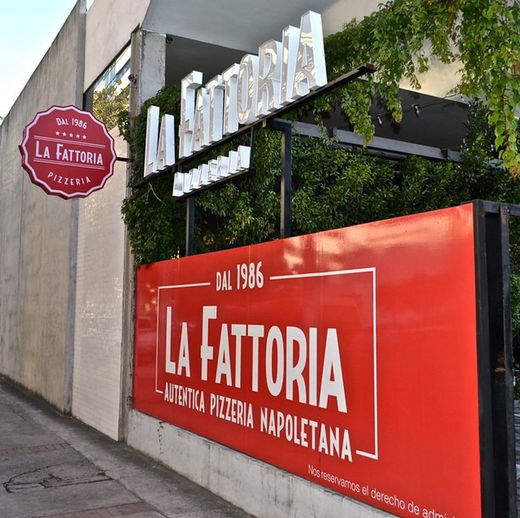 La Fattoria Pizzeria