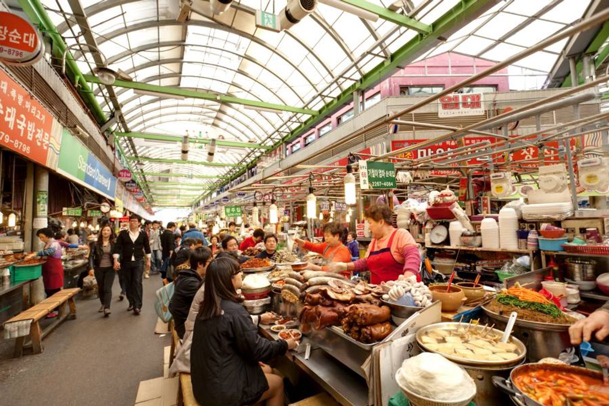 Places Itaewon Market