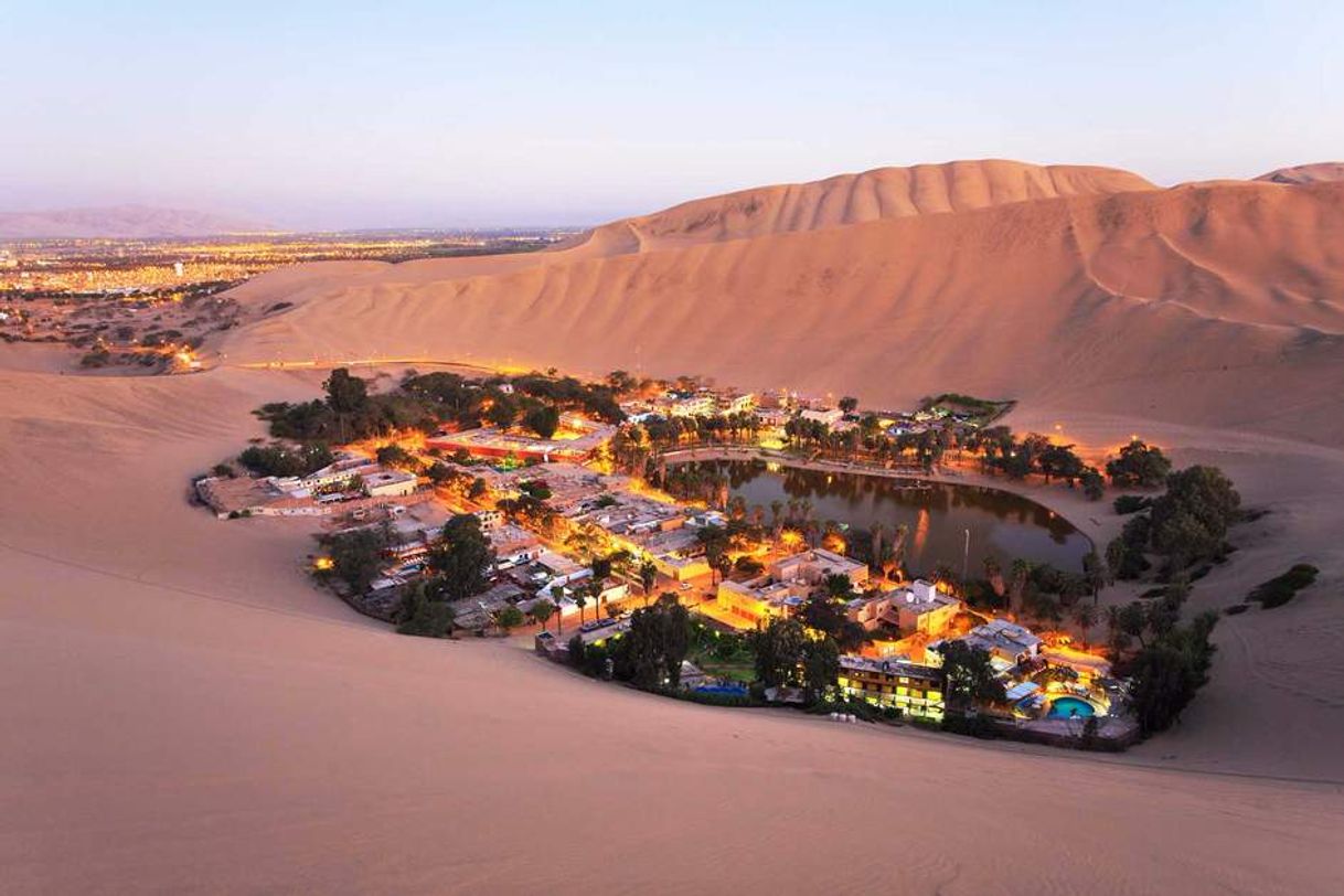 Lugar La Huacachina