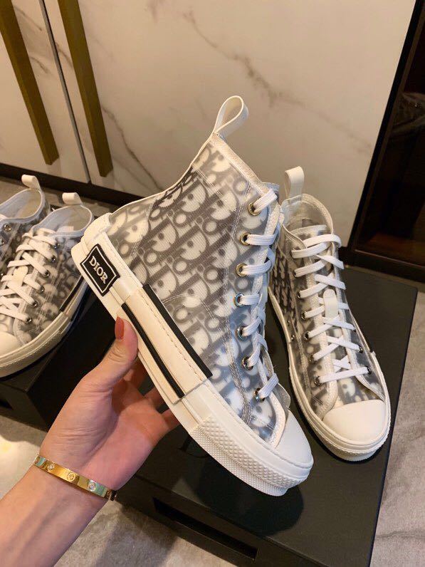 Moda DIOR X CONVERSE - The Fashion State