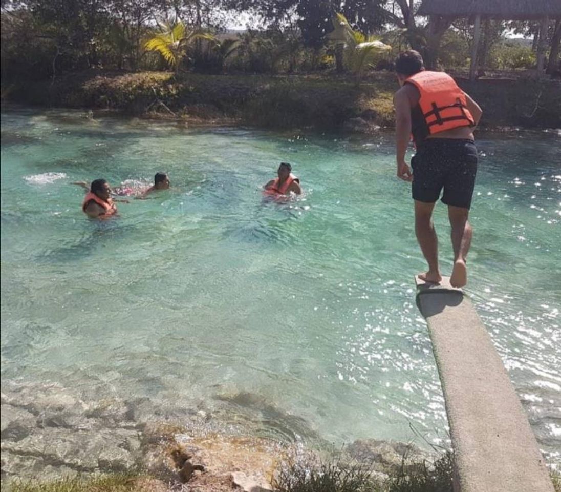 Place Los Rapidos laguna de Bacalar