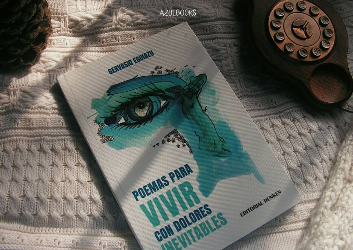 Moda 📄 Reseña de Poemas para vivir con dolores inevitables.