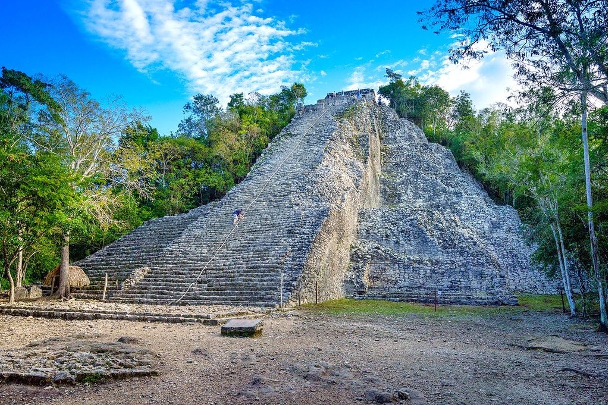 Lugares Coba archaeological site