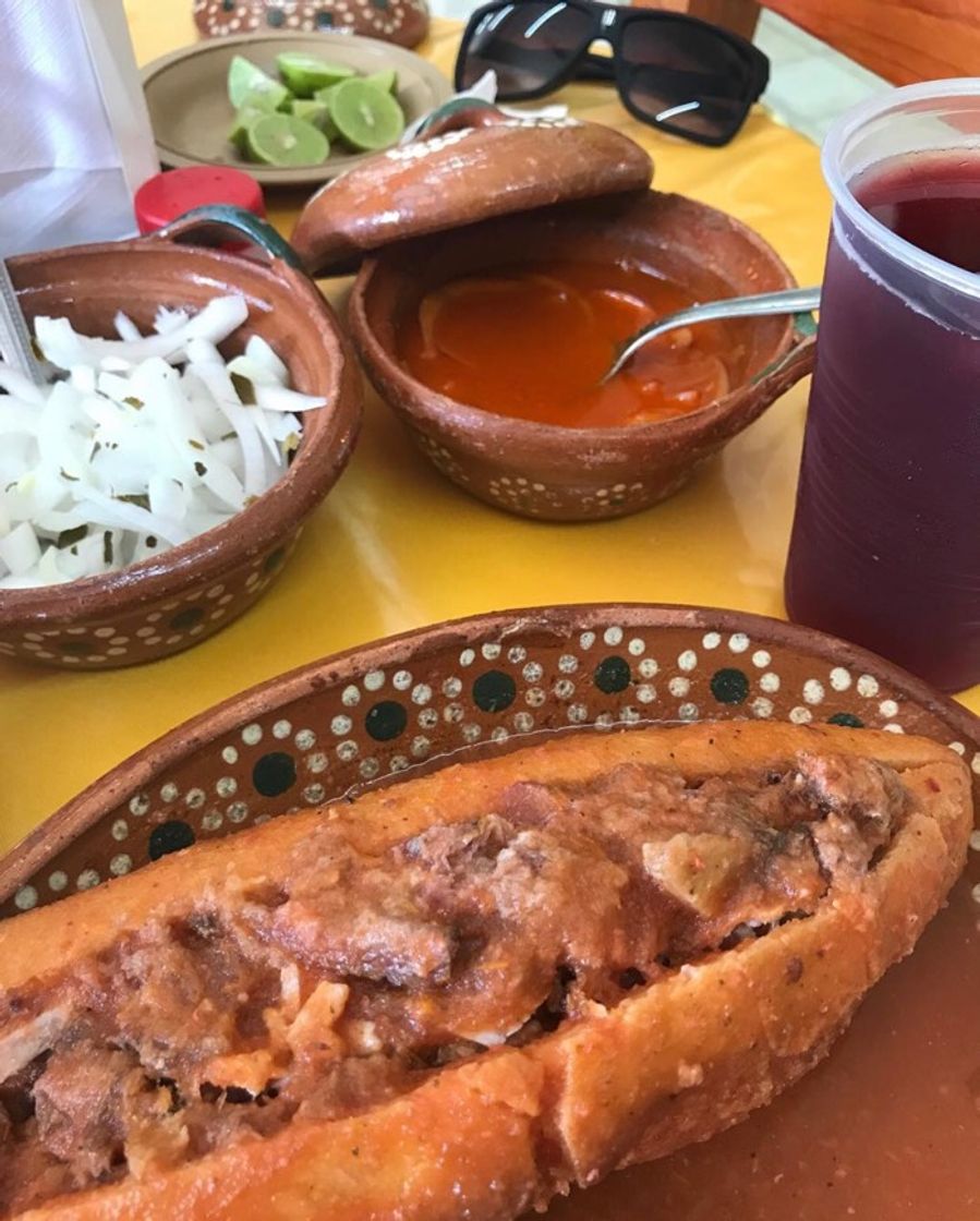 Restaurantes Tortas Ahogadas La Güera