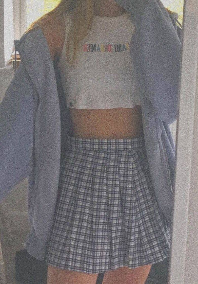 Moda Saia estilo colegial é tudo