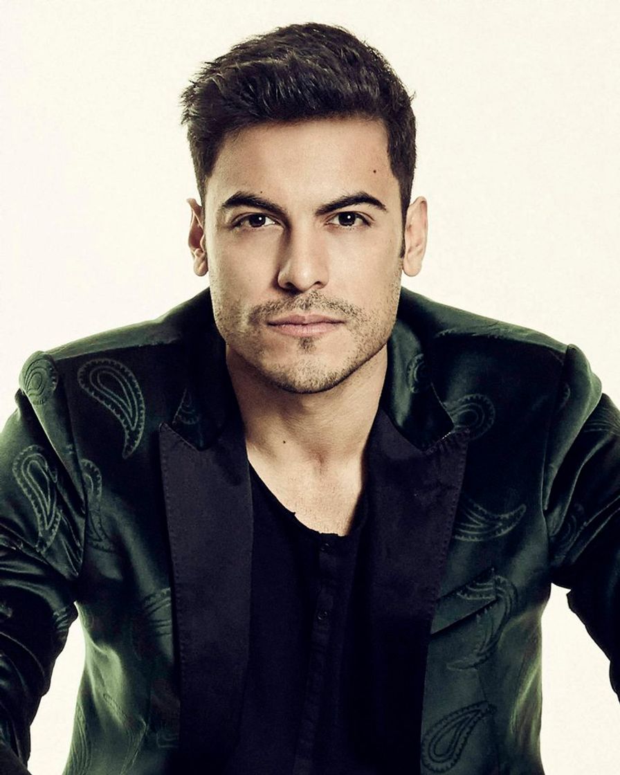  Carlos Rivera