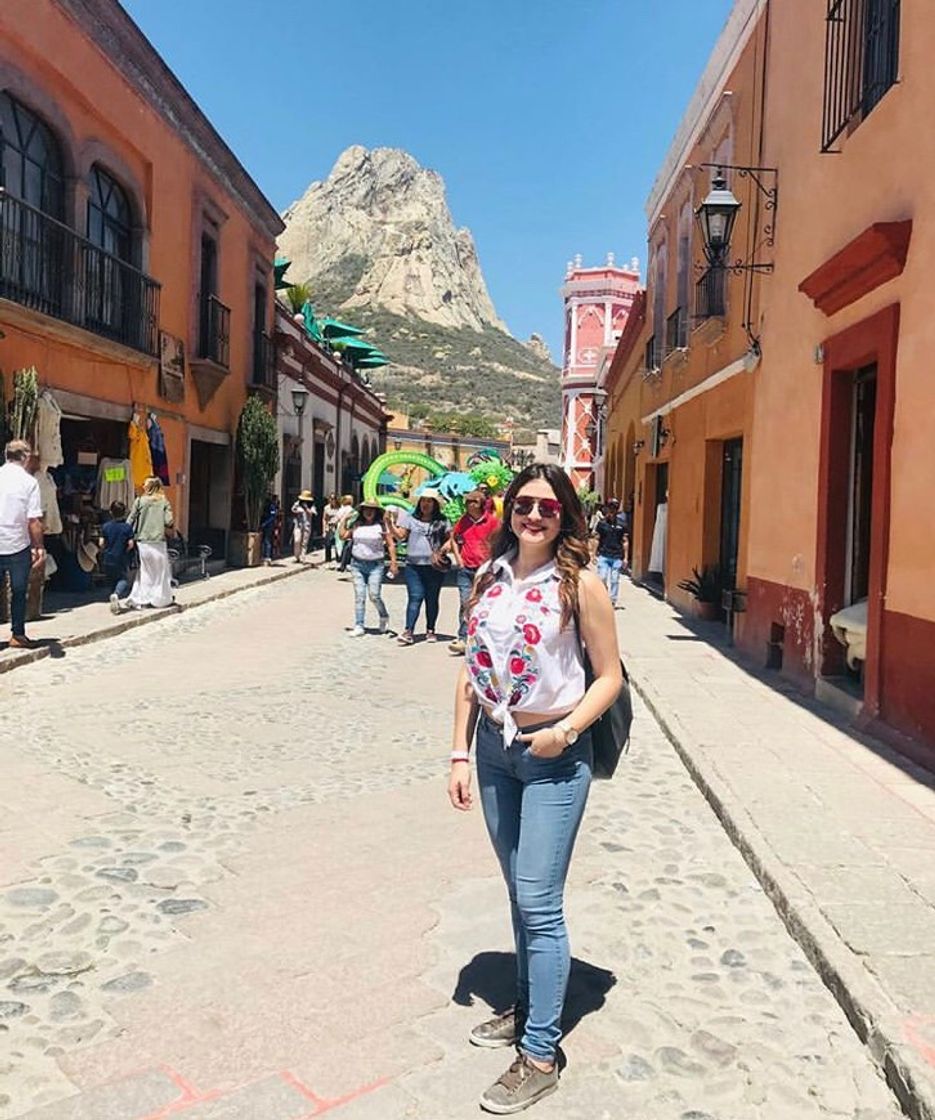 Place Peña de Bernal