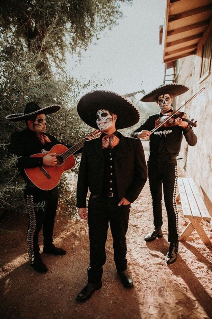 Moda El Mariachi 