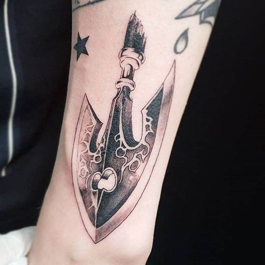 Jojo Arrow tatto