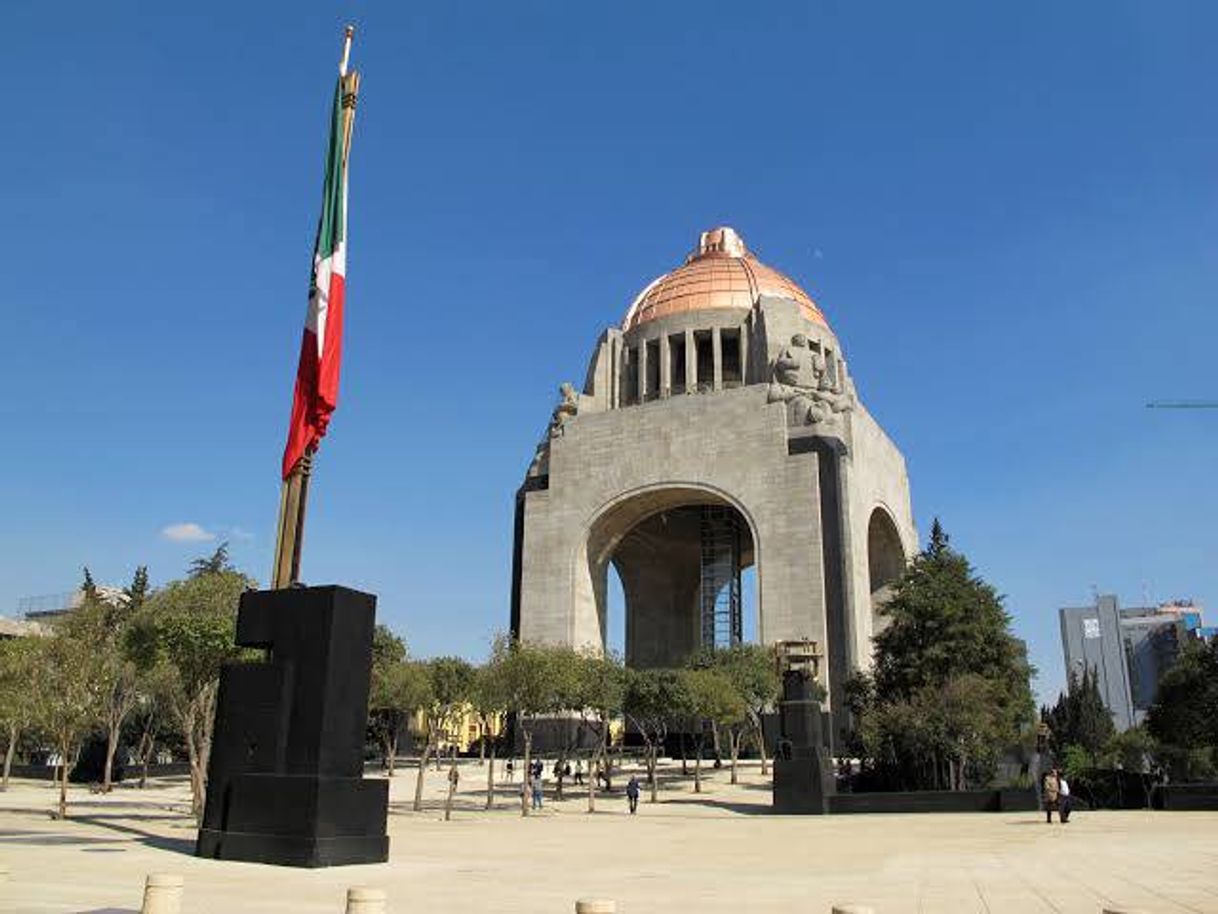 Place Monumento a la Revolucion