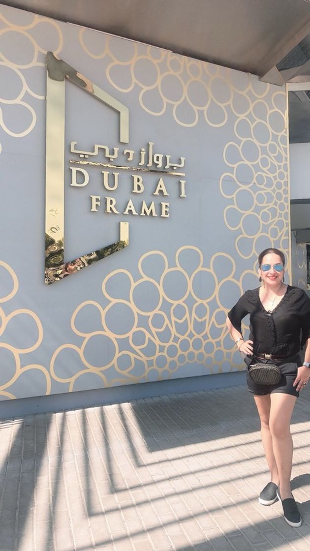 Place Dubai Frame