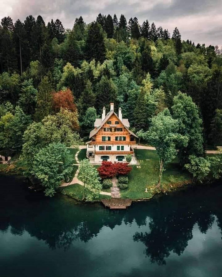 Lugar Lago Bled