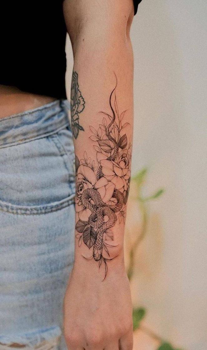 Fashion tatuagem de braço