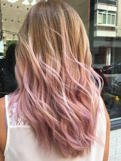 cabelo loiro e rosa