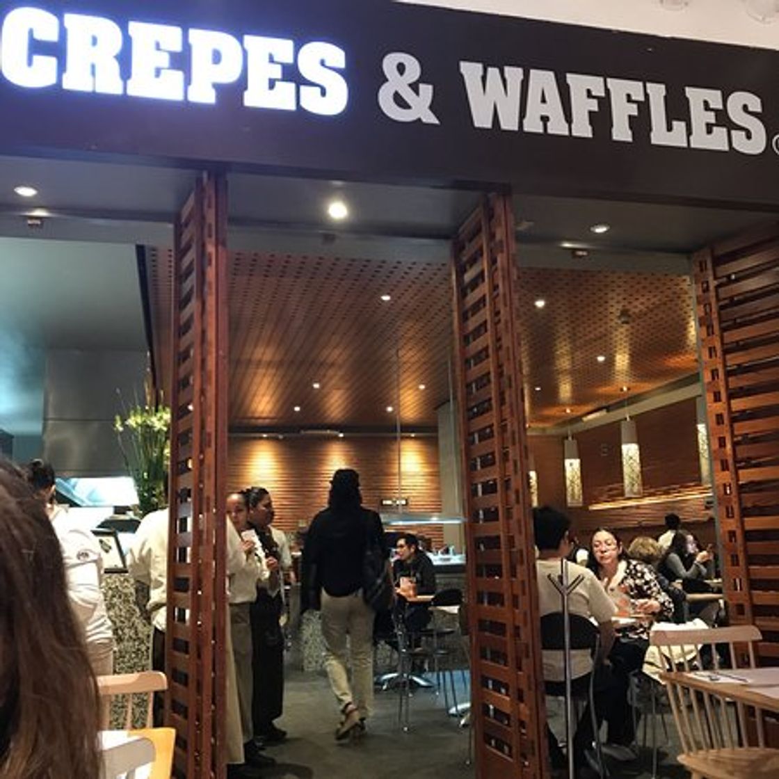 Restaurantes Crepes & Waffles Roma