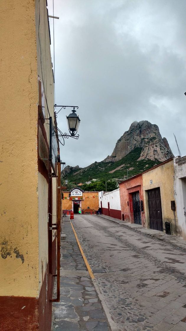 Place Peña de Bernal