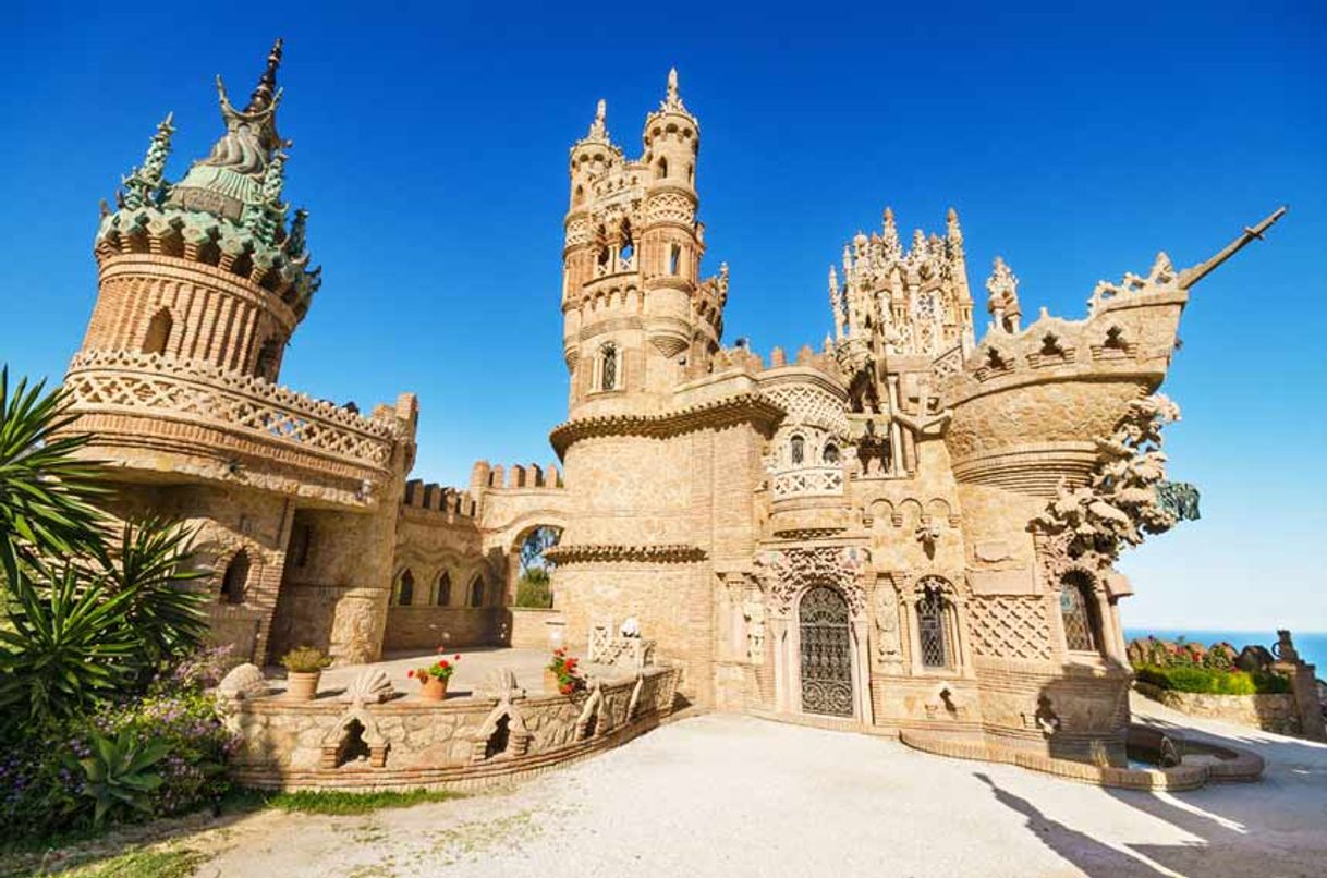 Place Castillo Monumento Colomares