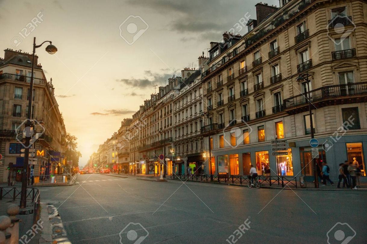 Place Rue de Rivoli