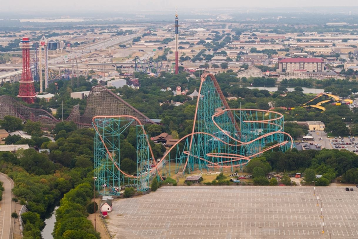 Place Six Flags Over Texas