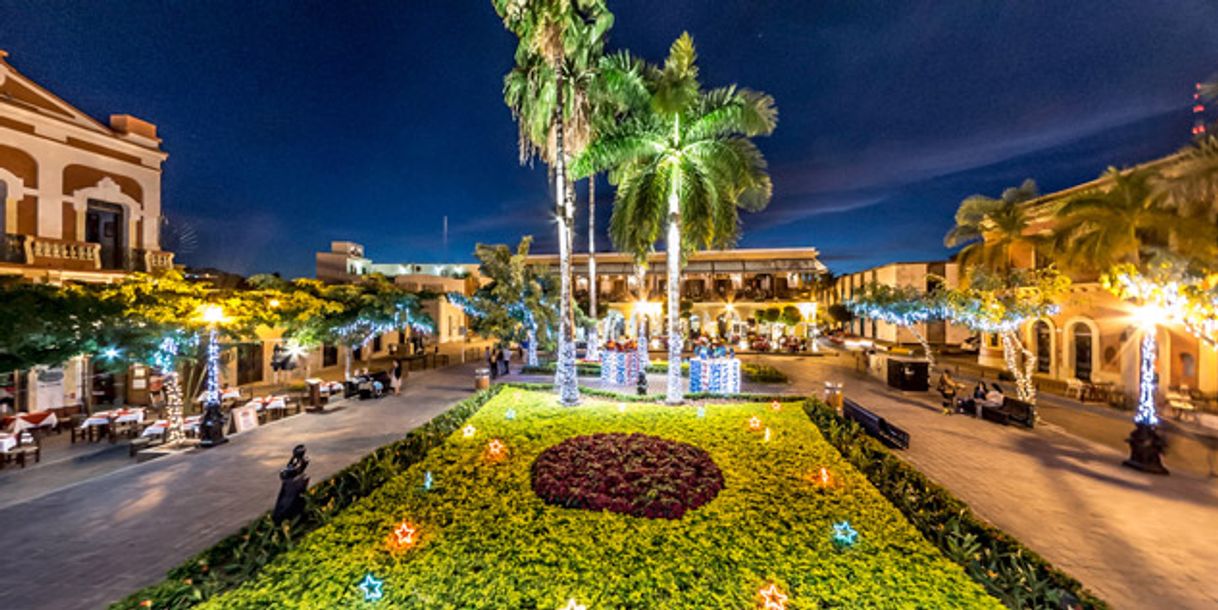 Place Plazuela Machado