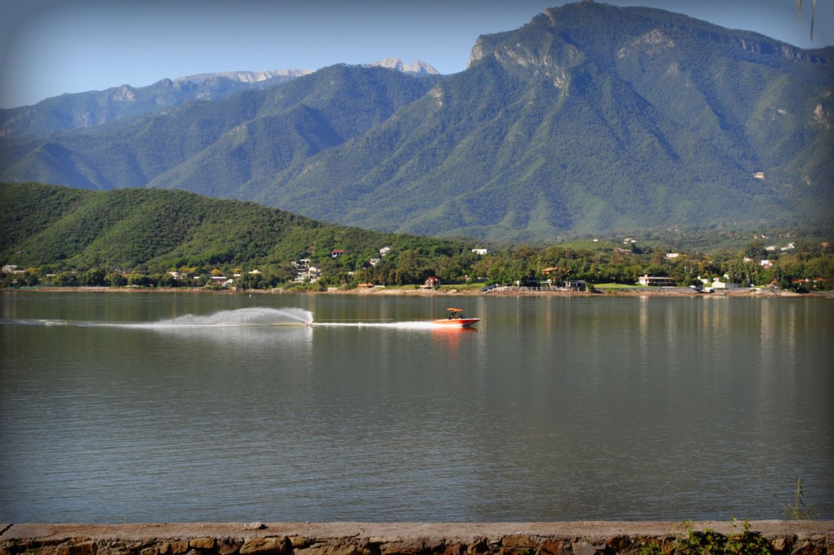 Place Presa Rodrigo Gómez