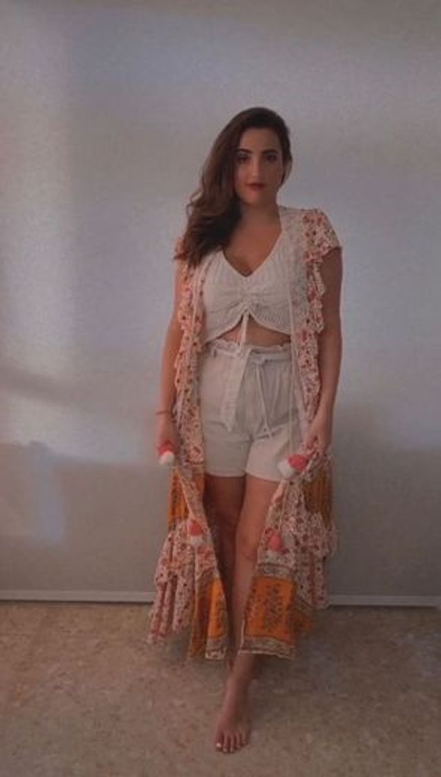 Moda Kimono con pompones