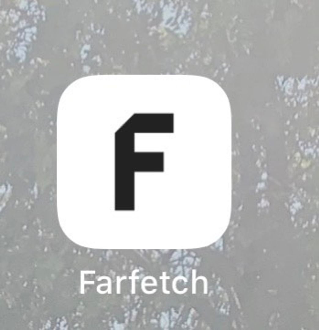 App Las mejores marcas de diseñador las encuentras en FARFETCH .