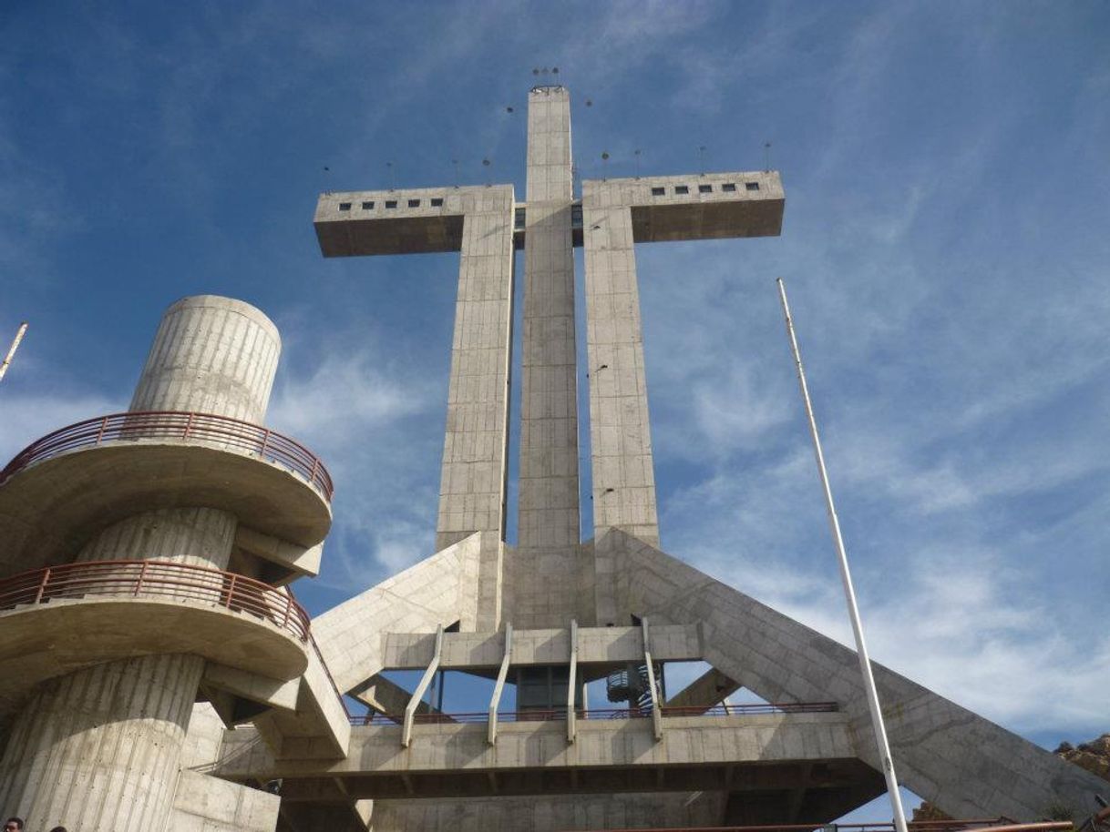 Lugar Cruz del Tercer Milenio