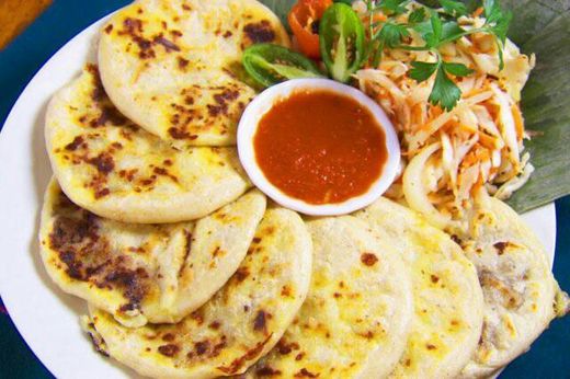 Pupusas Tazumal