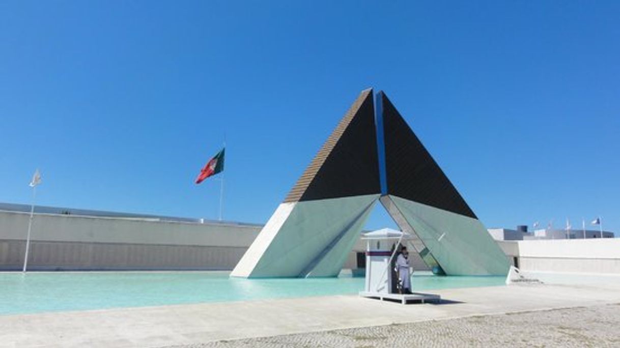Place Museu do Combatente