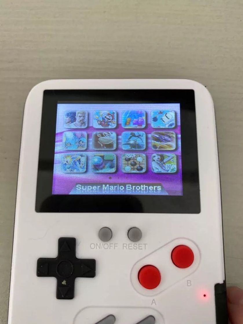 Social Case para Móvil con Juegos Clásicos 