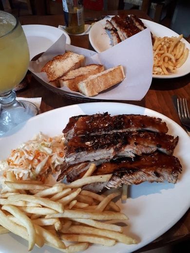 El Torito Sports Bar & BBQ House