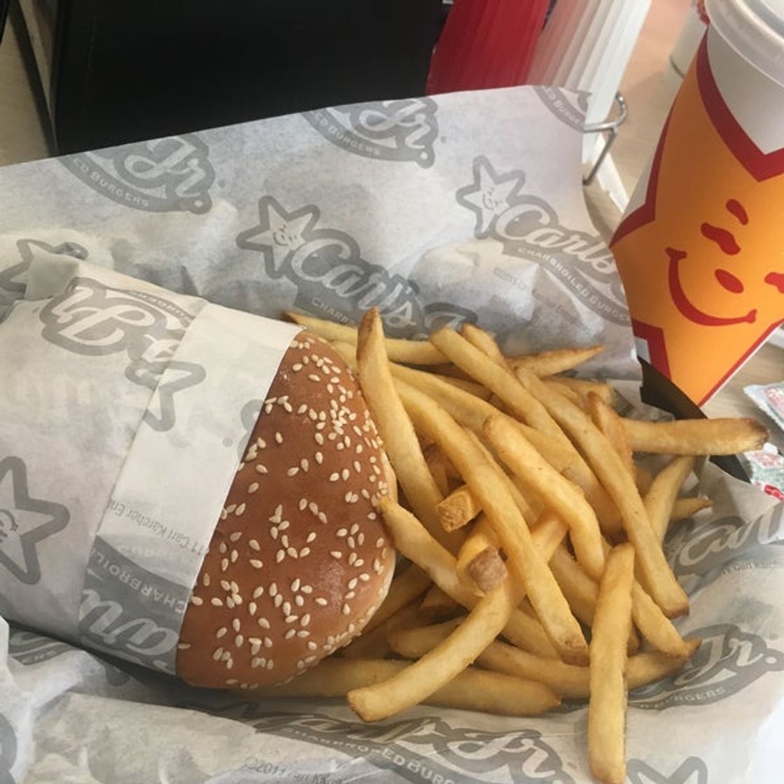 Restaurants Carl's Jr. - Residencias