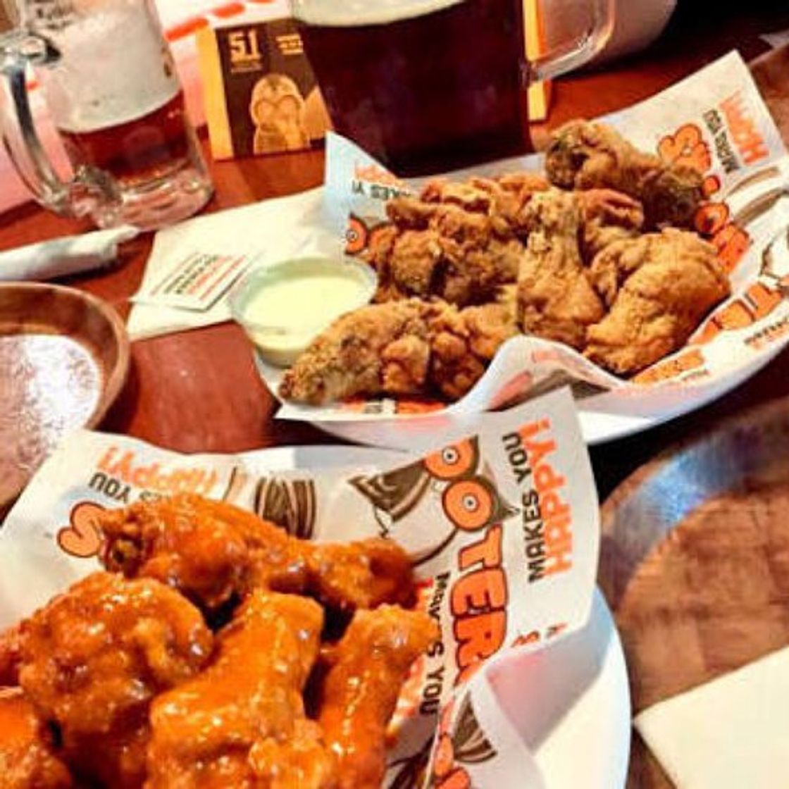 Restaurants Hooters Universidad