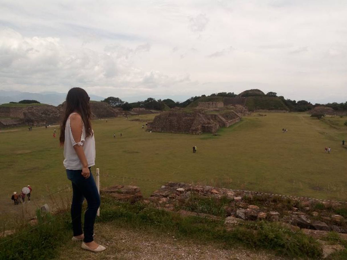 Place Zona Arqueológica de Monte Albán